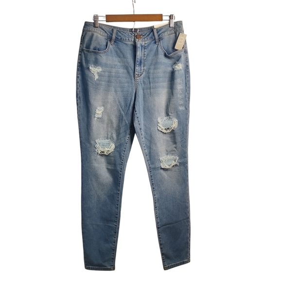 Maurices Jegging Jeans Women's Blue Distressed Super Soft High Rise Size L NWT - Picture 1 of 14